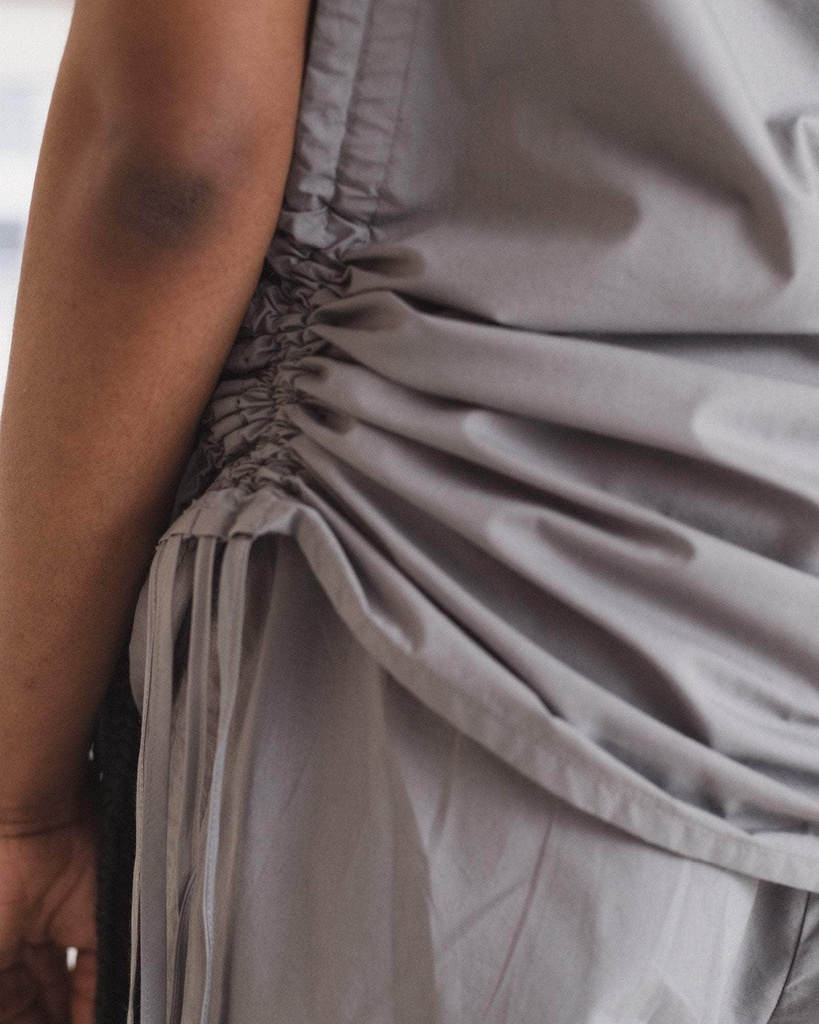 Baserange toppur Pictorial Strap top Ziti Grey