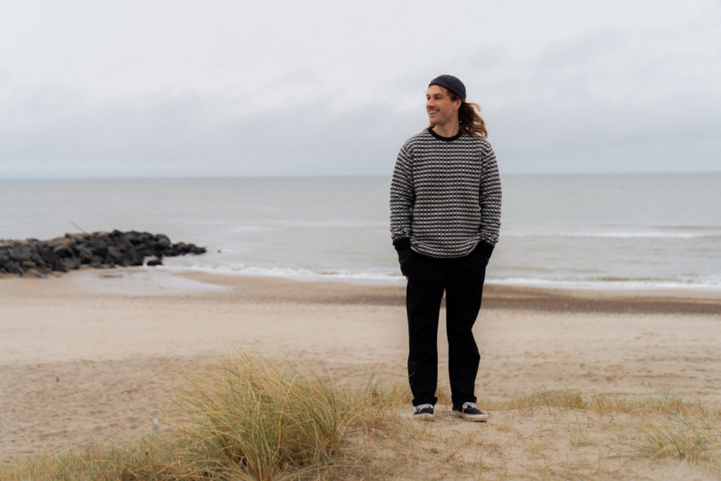 Lakor peysa Faroese fisher knit Off white/black
