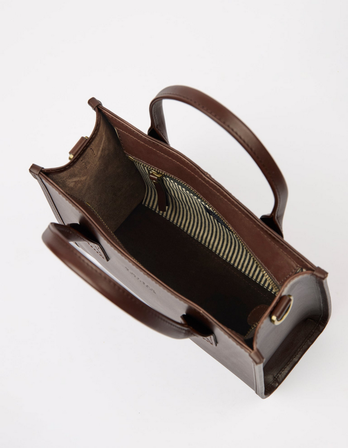 O MY BAG Coco Jackie midi Chocolate classic leather