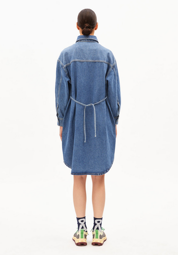 ARMEDANGELS kjóll Oversized shirt dress Bay