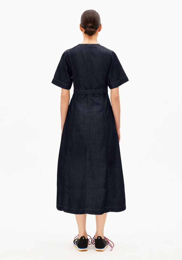 ARMEDANGELS kjóll Belted denim midi dress Rinse