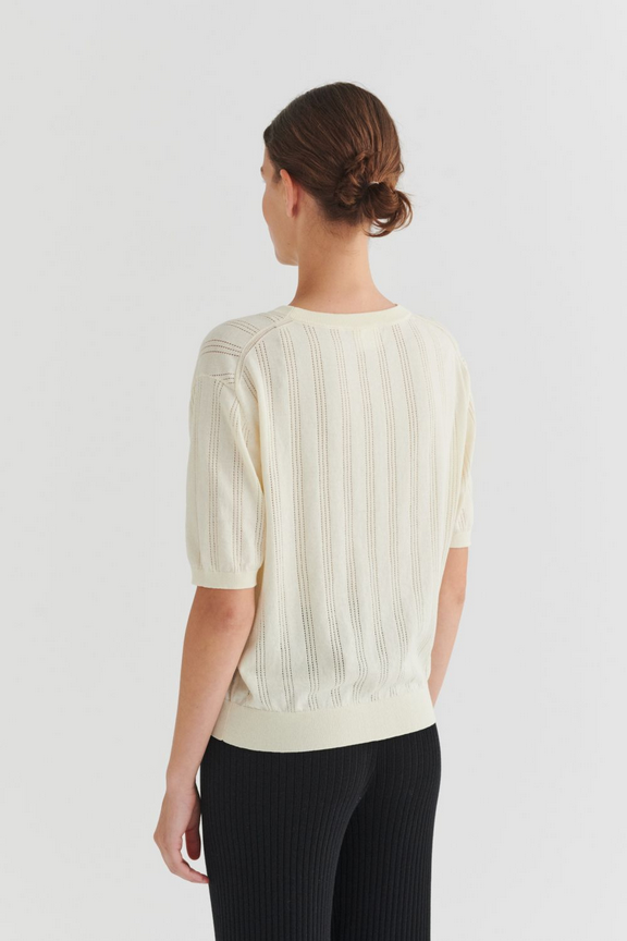 FUB toppur High Twist Tee Ecru