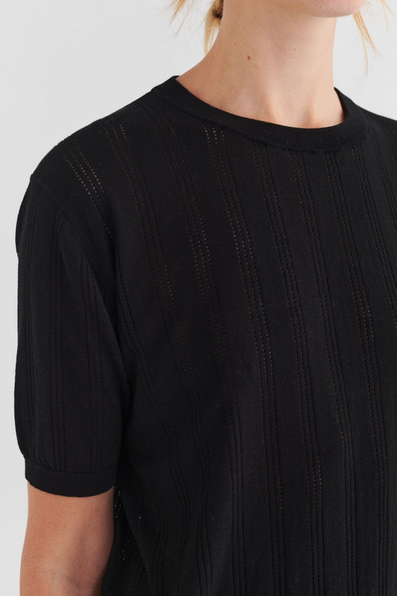 FUB toppur High Twist Tee Black