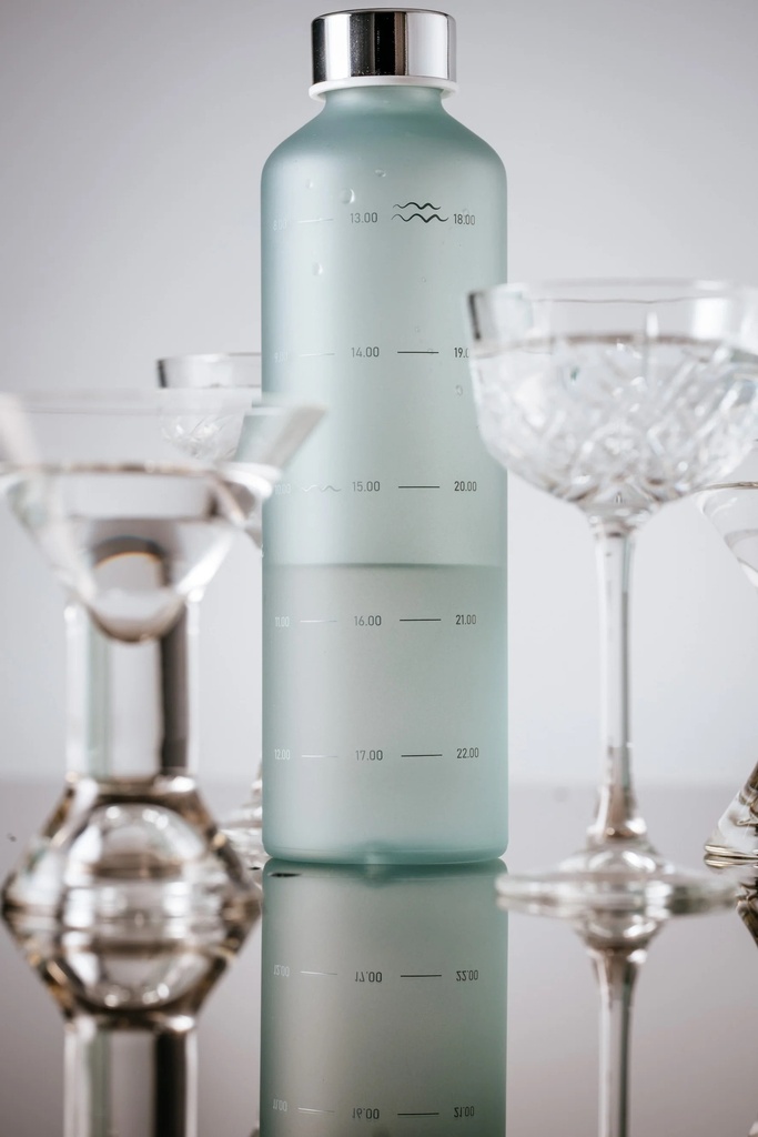 Equa Glerflöskur - Water O'clock 750 ml
