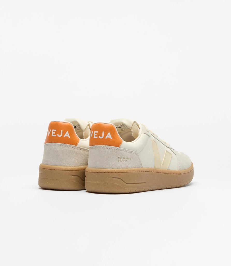 VEJA skór V-82 Pure Calcaire Fury