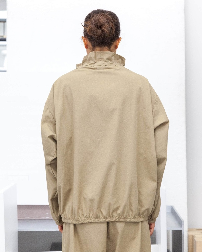 Baserange toppur Uro Top Khaki