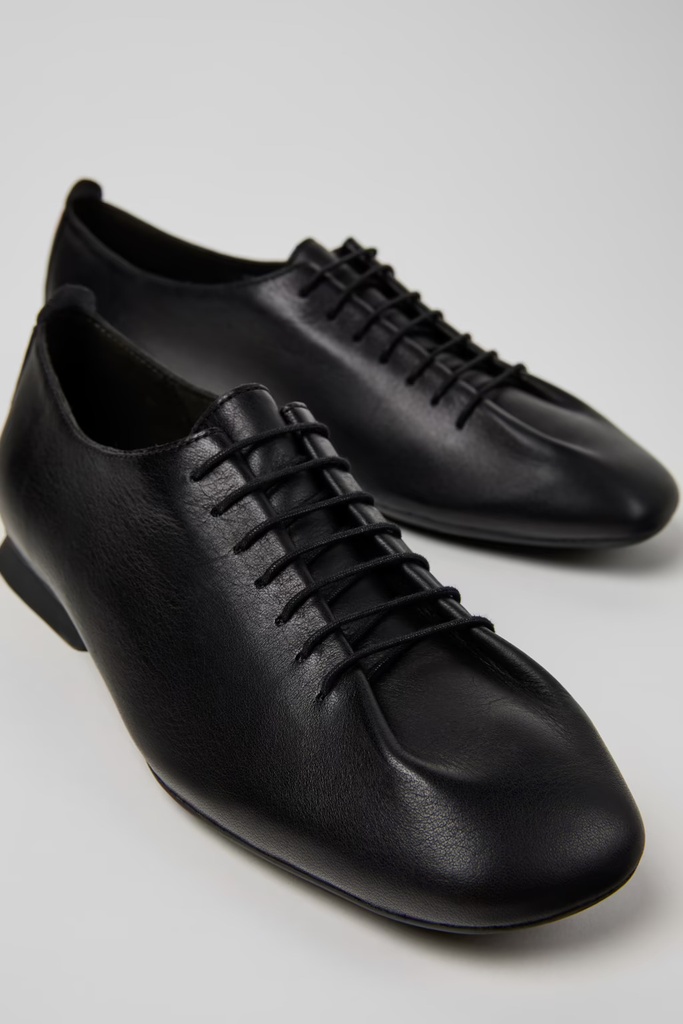 Camper Casi Myra reimaðir Black