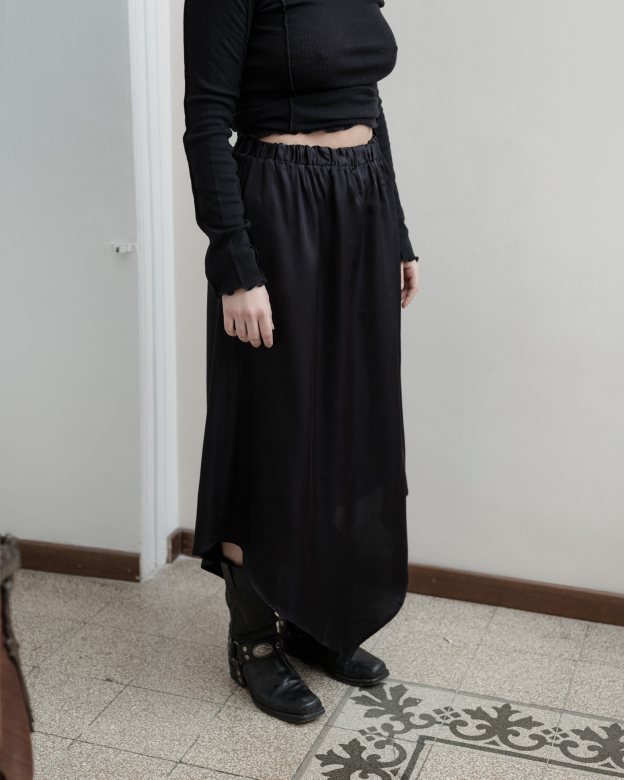 Baserange Pils Cravat skirt Black
