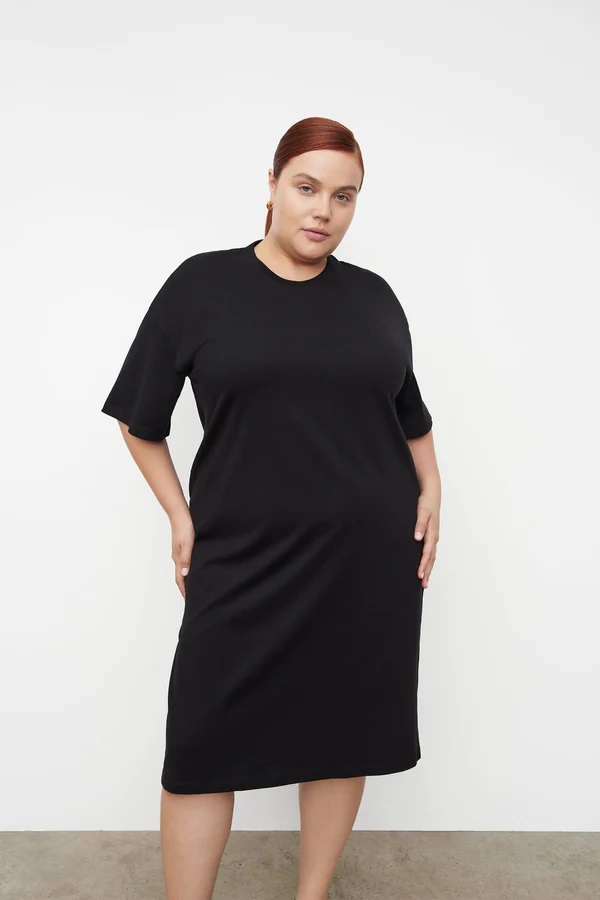 KOWTOW Kjóll EVERYDAY BOXY DRESS BLACK