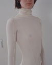 Baserange Toppur Omato Long Sleeve Turtleneck Off white