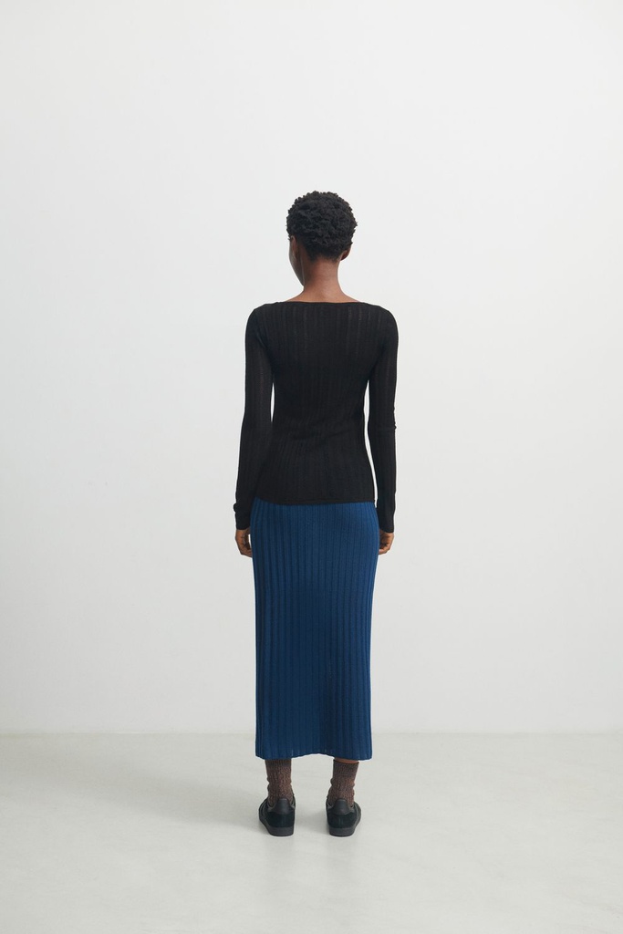 FUB peysa Slim Piontelle blouse 10924 Black
