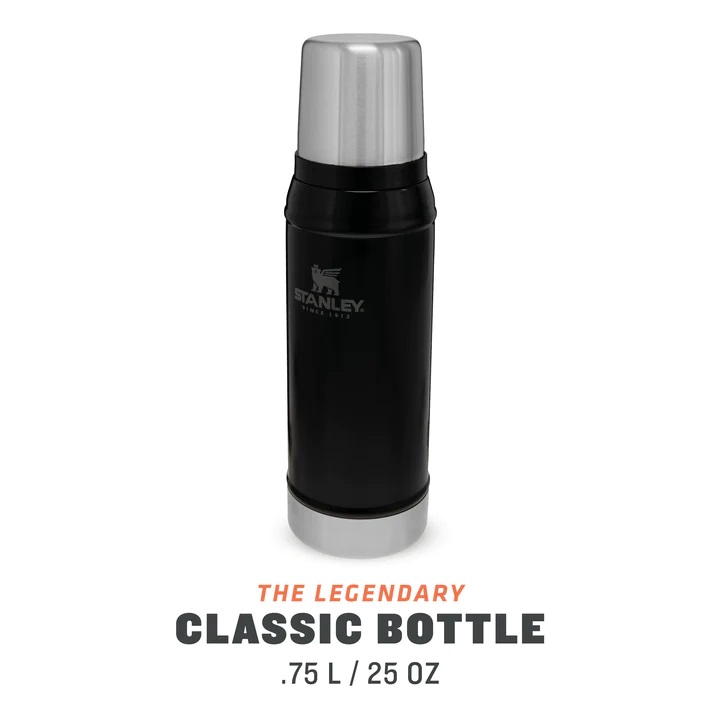 Stanley brúsi 0,75L Matte Black