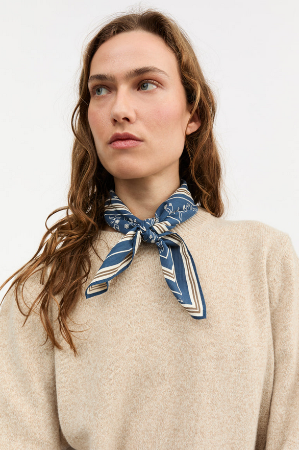 SKALL  klútur Classic scarf Dark navy 55x55