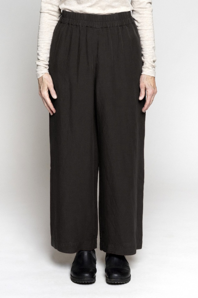 Muse Wear buxur Thit pants Black