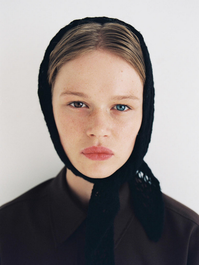 RUS klútur Toiki Black