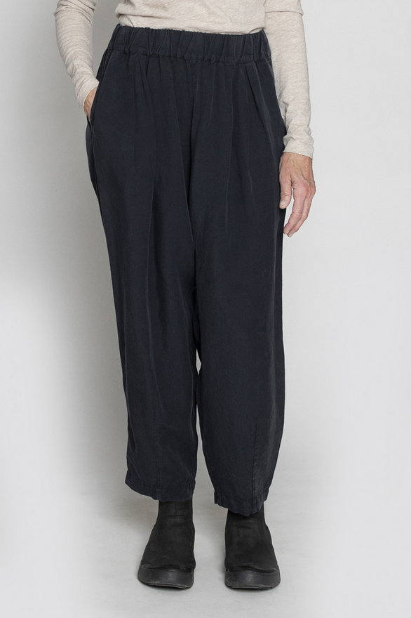 Muse Wear buxur Lola pants Black
