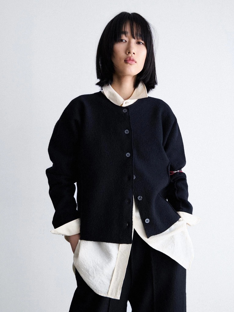 RUS Peysa Arco Black