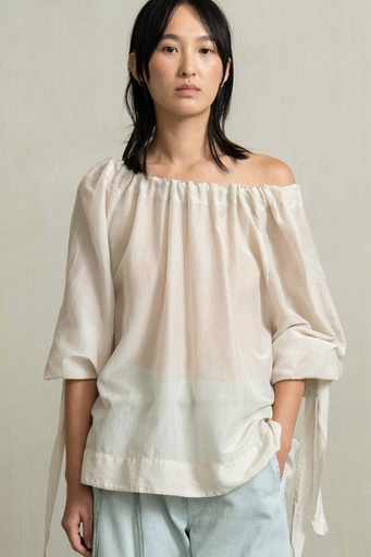 HUMANOID toppur Cherry Milk