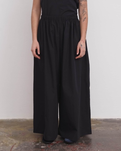 Baserange buxur Cable pants Black