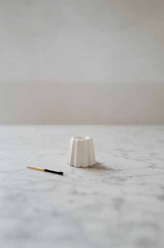 [OVO-2121006] OVO THINGS - Porcelain Canele Candle Holder - Matte white