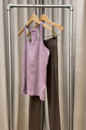 YOGAMII - ANJALI YOGA TOP - Lilac Mist